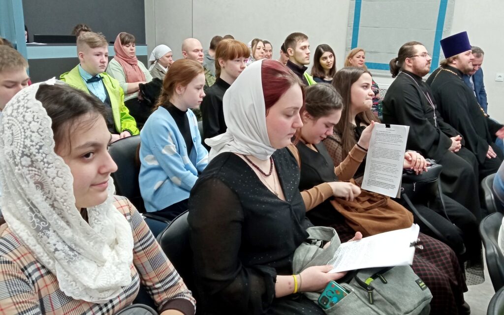Православная молодежь Прихода храма Святой Троицы пгт. Пойковский стали участниками съезда Православной молодежи по Нефтеюганскому благочинию в г. Пыть – Яхе